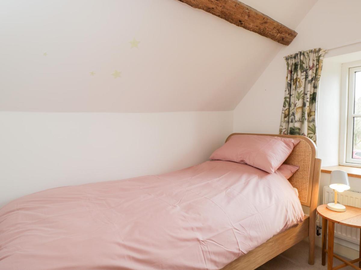 High Cogges Farm Holiday Cottages วิทนีย์ ภายนอก รูปภาพ