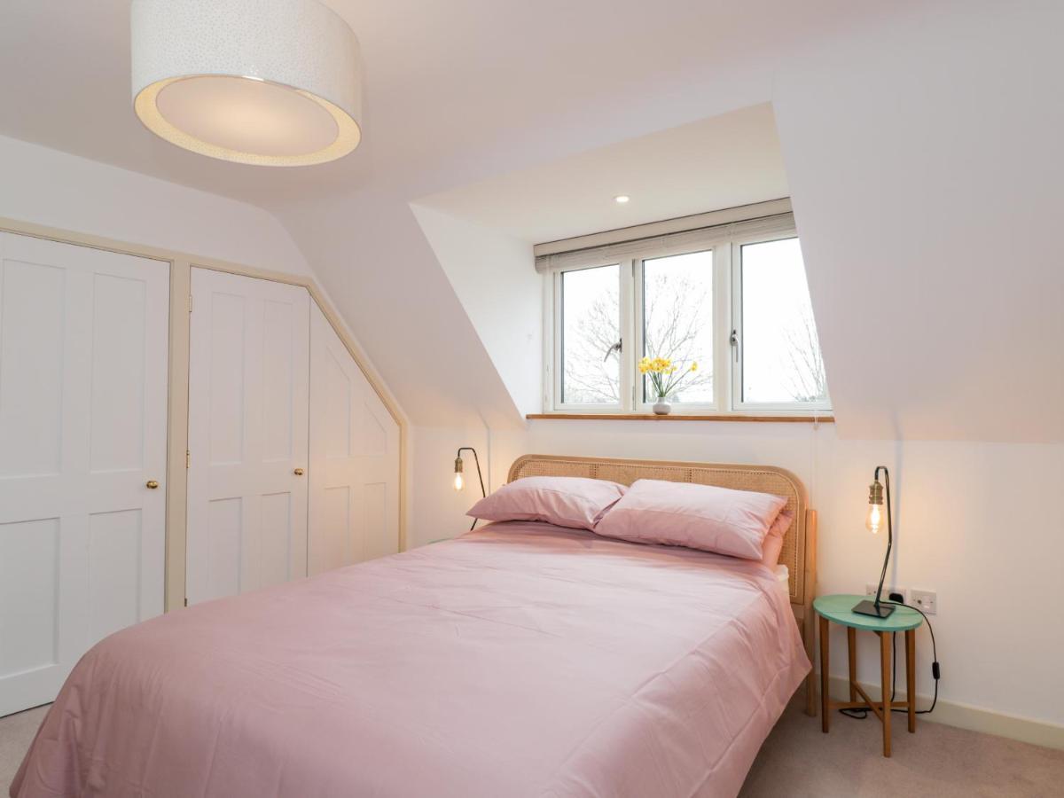 High Cogges Farm Holiday Cottages วิทนีย์ ภายนอก รูปภาพ