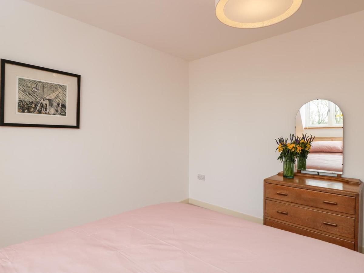 High Cogges Farm Holiday Cottages วิทนีย์ ภายนอก รูปภาพ