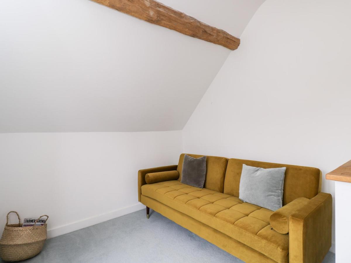 High Cogges Farm Holiday Cottages วิทนีย์ ภายนอก รูปภาพ